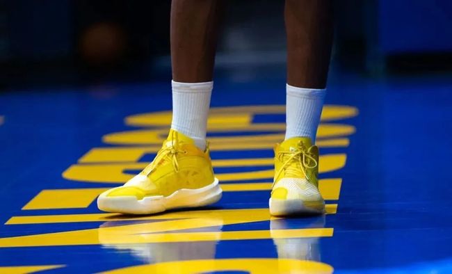 赛前克里夫兰骑士备战西甲，内部沟通细节曝光，气氛紧张，细节决定成败的简单介绍-爱游戏中国